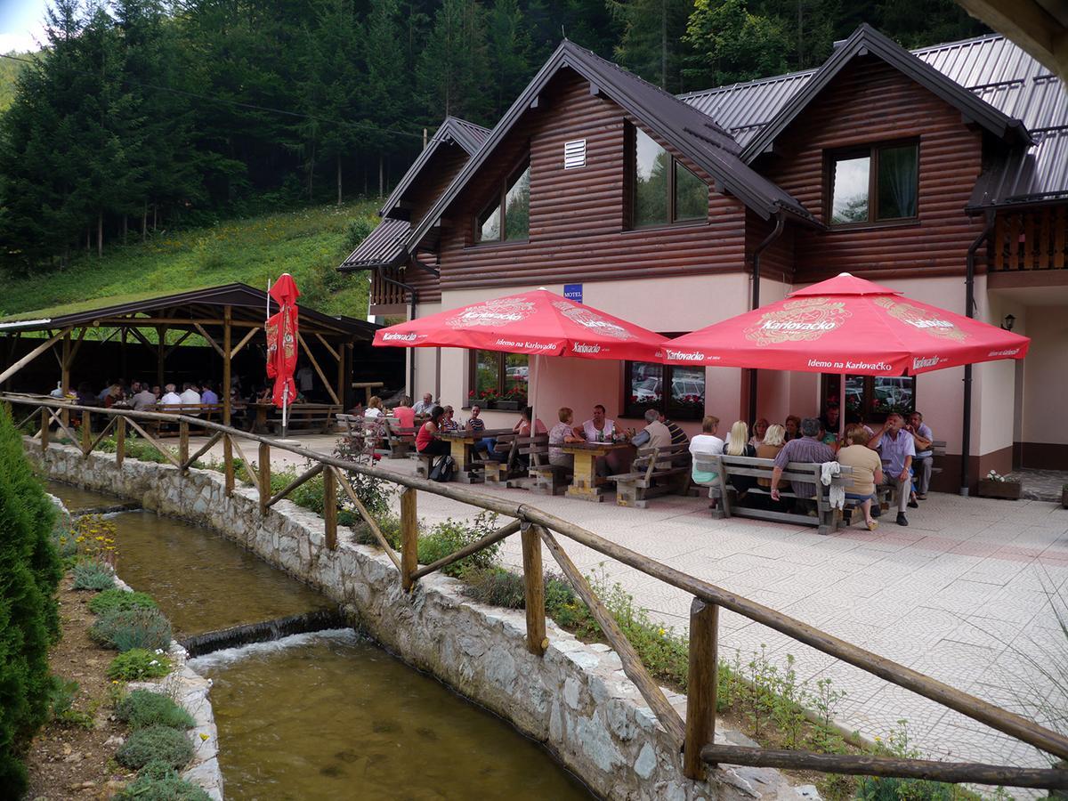 Motel Luka Dezevice Zewnętrze zdjęcie
